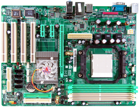 NF4U AM2G AMD Socket AM2 gaming motherboard